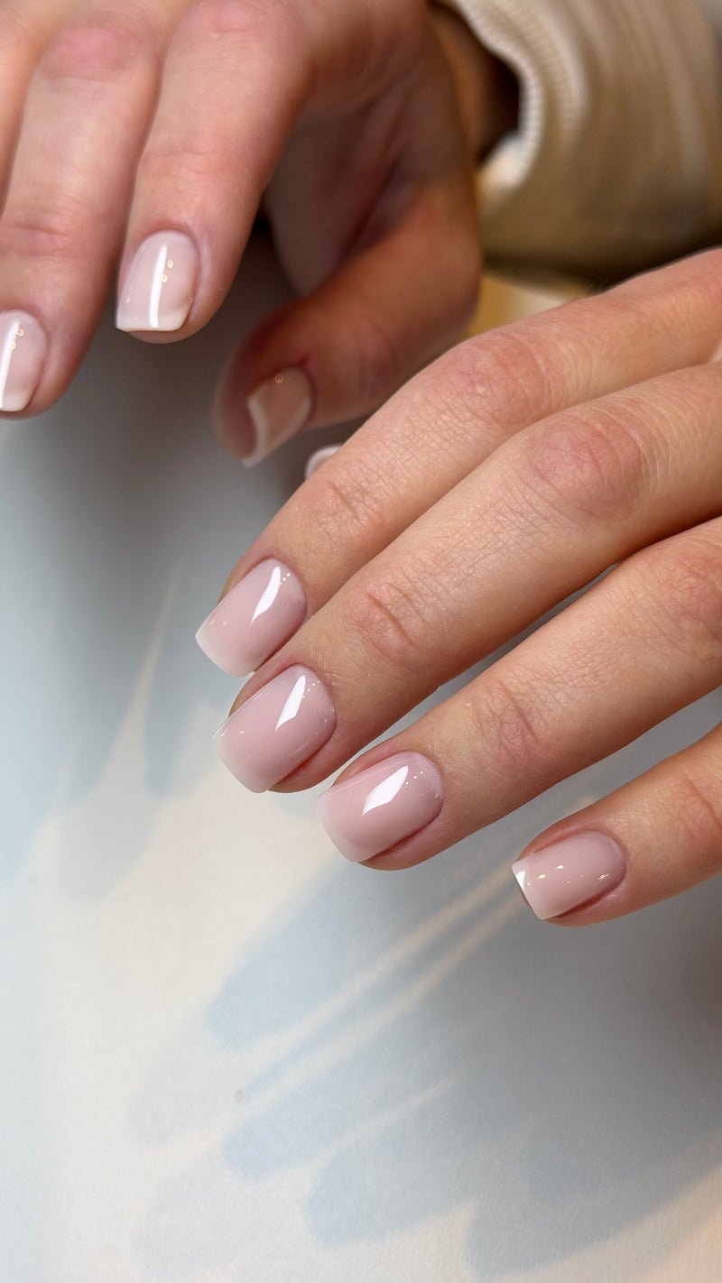 SAGA pastel builder 10 hard gel for overlay and extension 