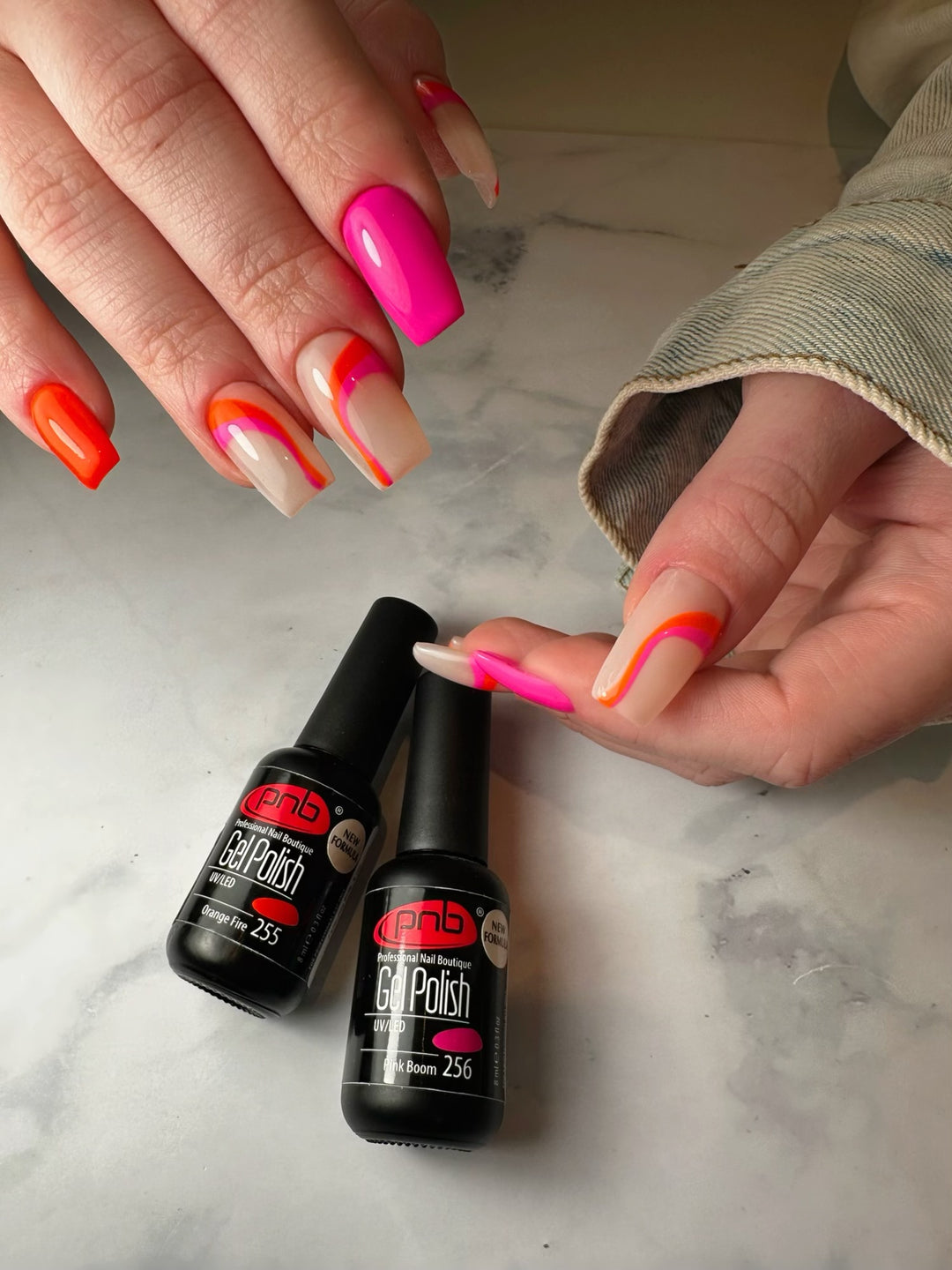neon-ombre-coffin-nails-gel-