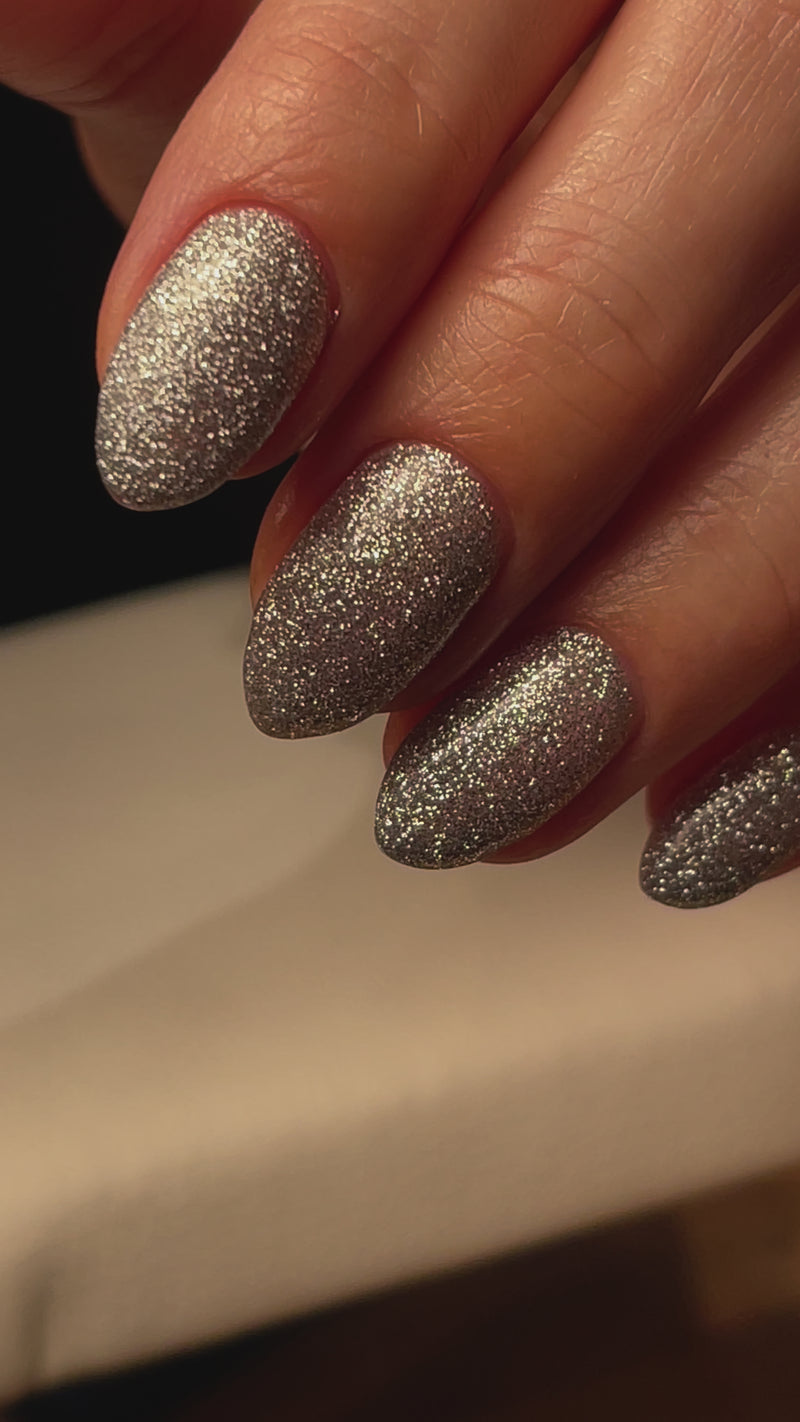 PNB Sparkling silver gel nail polish 061