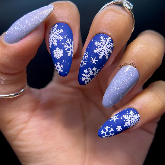 Example of Maniology snow day nail stamping plate, m338, snowflake nails