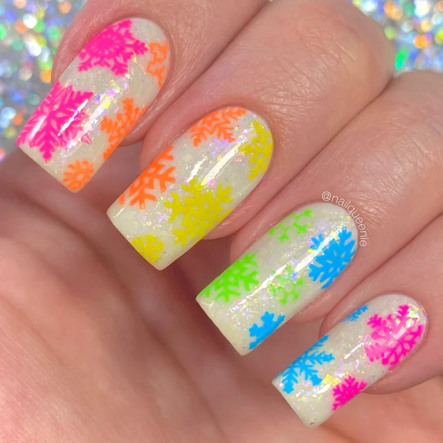 Example of Maniology snow day nail stamping plate, m338, snowflake nails