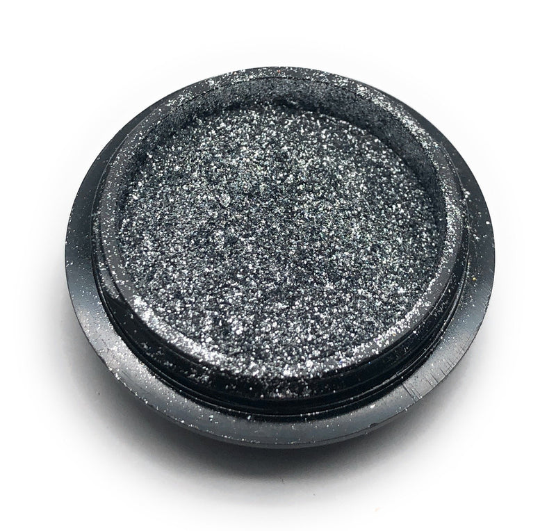 Silver pigment powder for manicures and pedicures