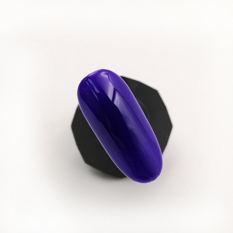 Haruyama 118 purple blue gel nail polish for use in a Russian manicure
