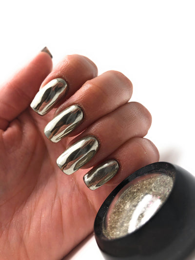 Silver chrome pigment powder for manicures and pedicures