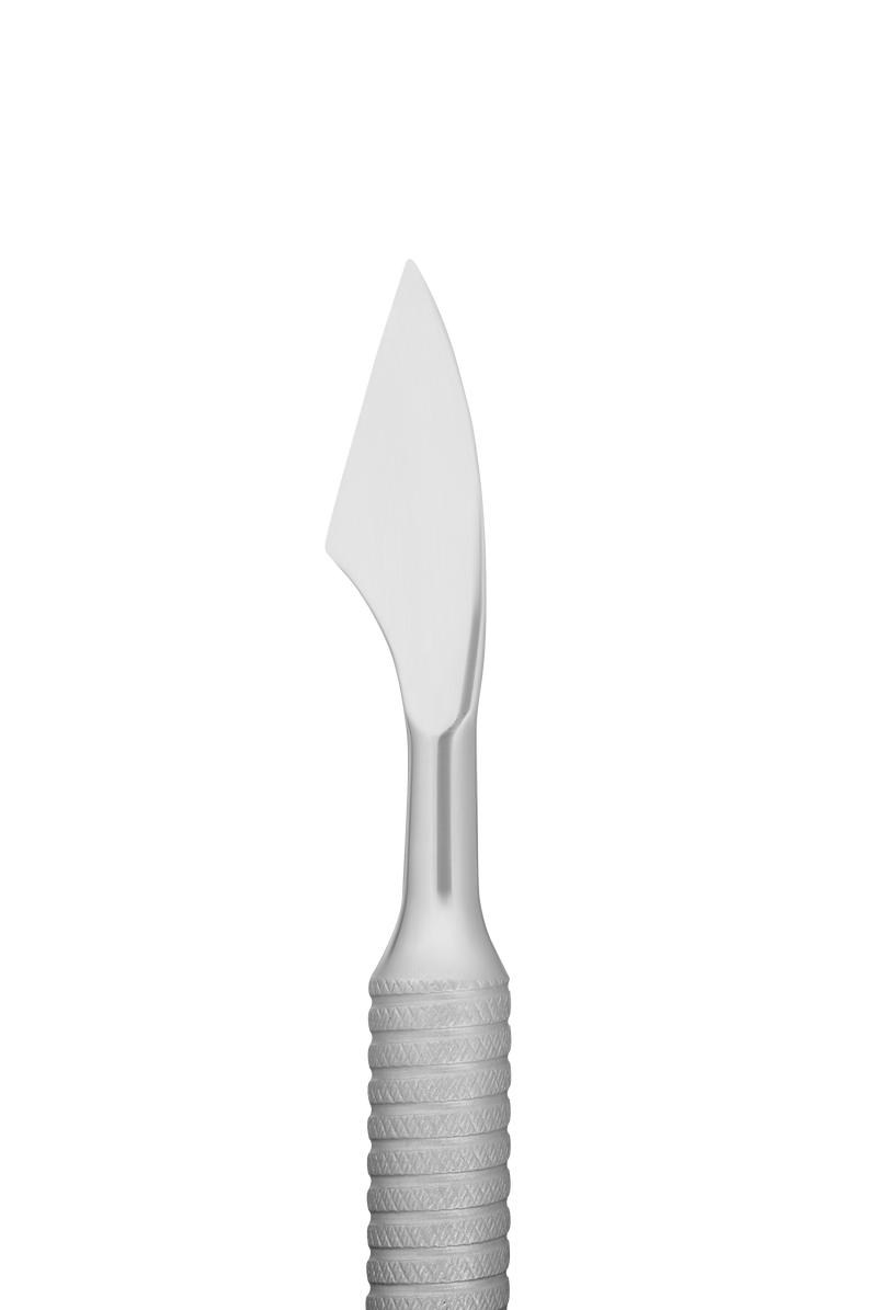 Close up cuticle blade on pusher