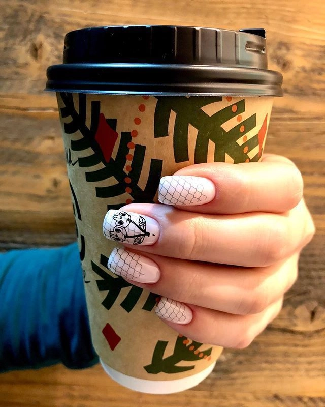 Manicure created with stamping plate